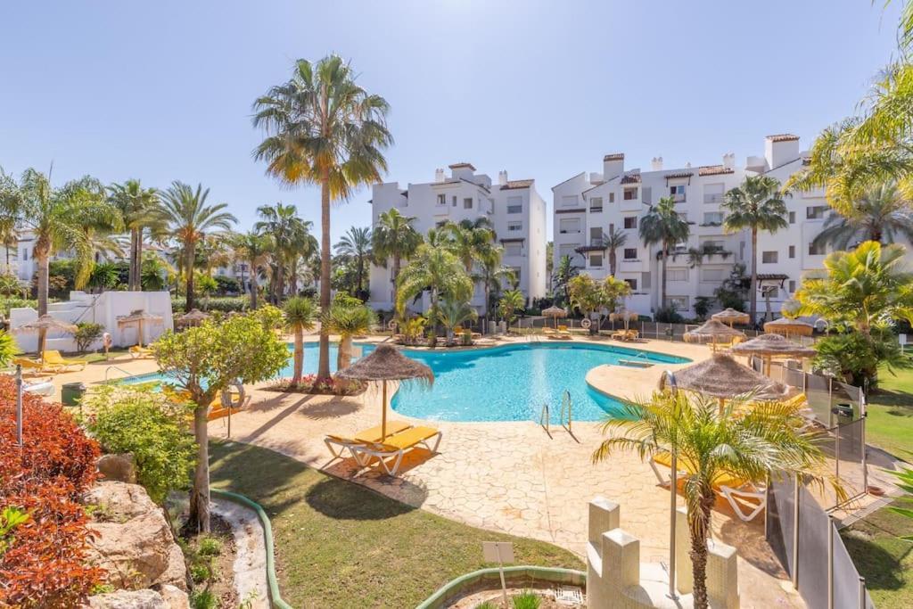 Luxuary Beachside 3Br Apartment ! Estepona Exterior foto